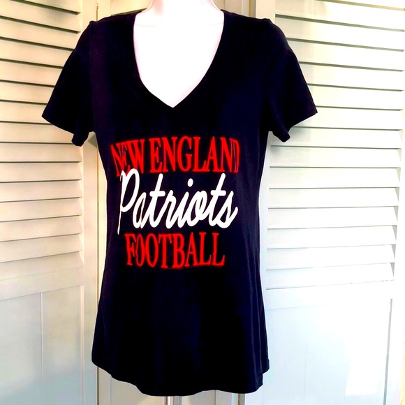NEW ENGLAND PATRIOTS T-SHIRT•sz M - Picture 7 of 7